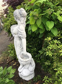 Prachtig wit stenen beeld- staande dame-bloemmanden - 6
