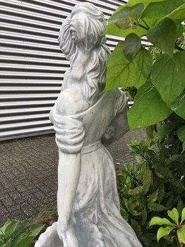 Prachtig wit stenen beeld- staande dame-bloemmanden - 7