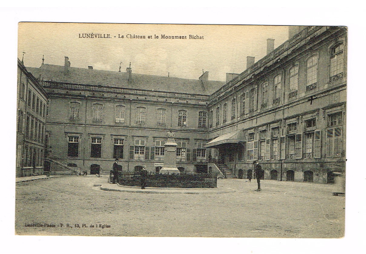 Lunéville la chateau et le monument bichat ng jaren 50 (fr 4) - nr. 1