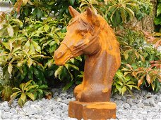  paardenhoofd, gietijzer -paard - tuin decoratie -beeld