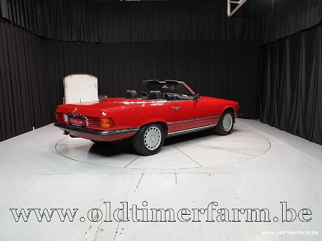 Mercedes-Benz 560 SL '87 CH8924 - 1