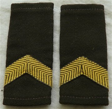 Rang Onderscheiding, Blouse, Korporaal, Koninklijke Landmacht, 1963-1984.(Nr.2) - 0