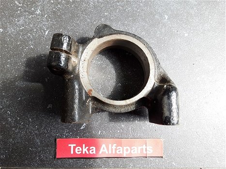 Alfa Romeo Alfasud Lagerhuis voorwielnaaf AR 102289 links NOS - 1