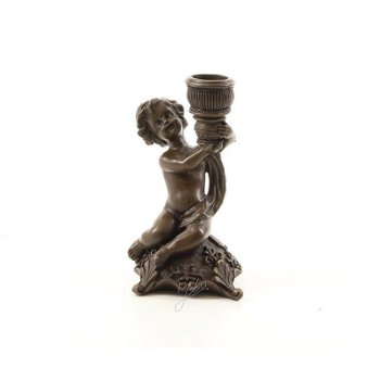 Een bronzen beeld kandelaar, jongen-kaarshouder-houder - 0