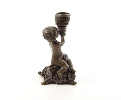 Een bronzen beeld kandelaar, jongen-kaarshouder-houder - 6