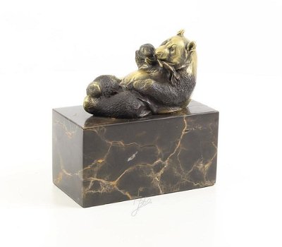 brons beeld sculptuur van een etende panda-panda - 1