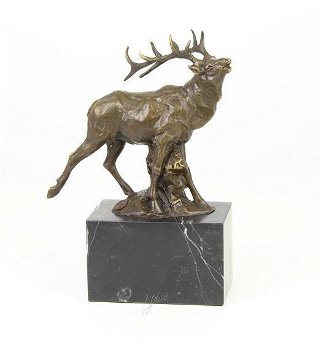 Een bronzen beeld van een hert -beeld-brons - 0