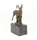 Een bronzen beeld van een hert -beeld-brons - 1 - Thumbnail