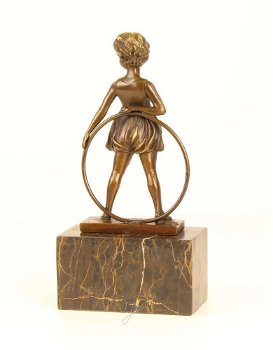 bronzen beeld van een hoelahoep meisje -sculptuur-brons - 4