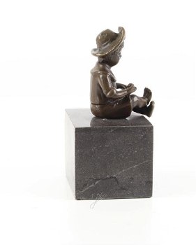 jongen -jongetje -brons beeld-sculptuur- zittend jongentje - 6