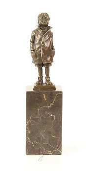 Een bronzen beeld- kleine jongen-brons -beeld-kado-deco - 0