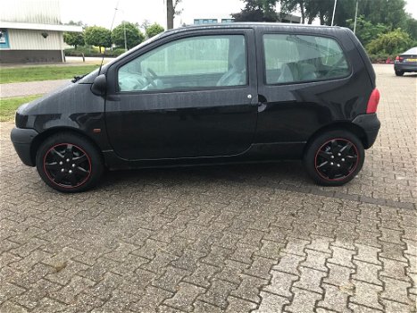 Renault TWINGO glans zwart met nw APK - 1