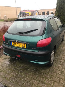 Peugeot 206 benzine met nw APK - 3