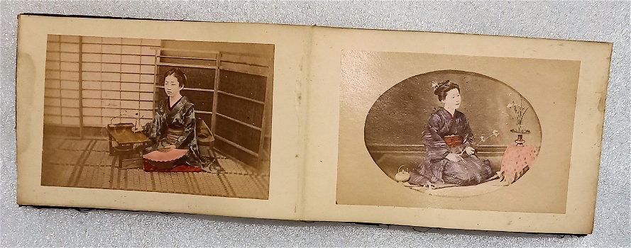 [Japan] Album met 24 foto's van Japanse Vrouwen c.1888 - 3