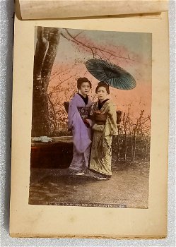 [Japan] Album met 24 foto's over Japan vrouwen/landschappen - 0