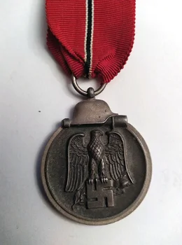 Ostmedaille met Feldspange - 0