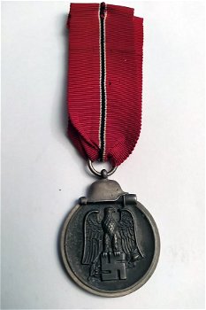 Ostmedaille met Feldspange - 1