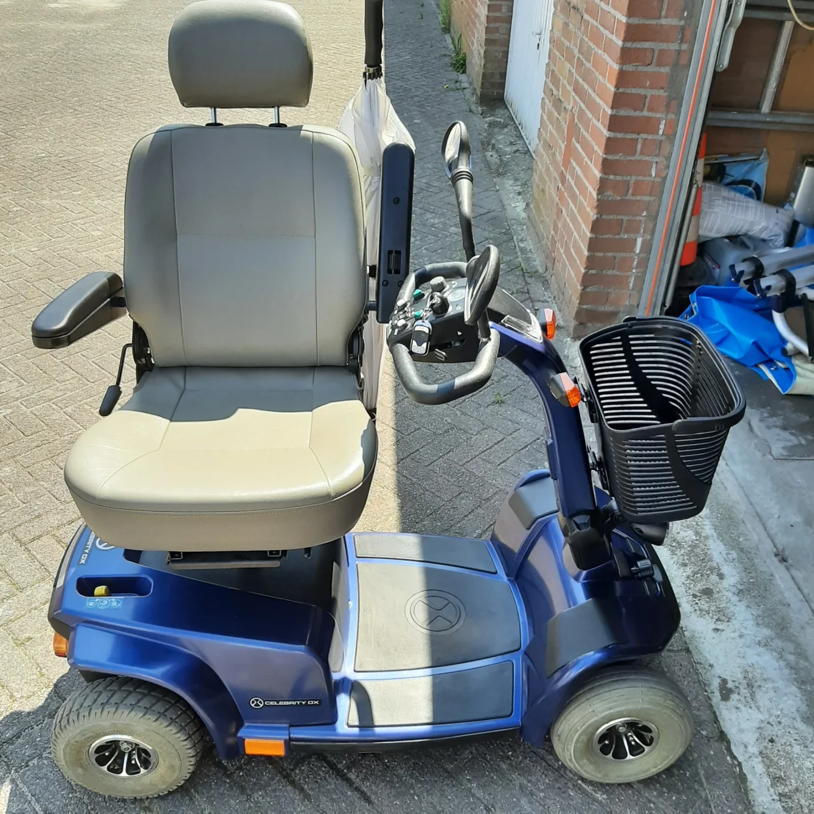 SCOOTMOBIEL TE HUUR - Afbeelding 3