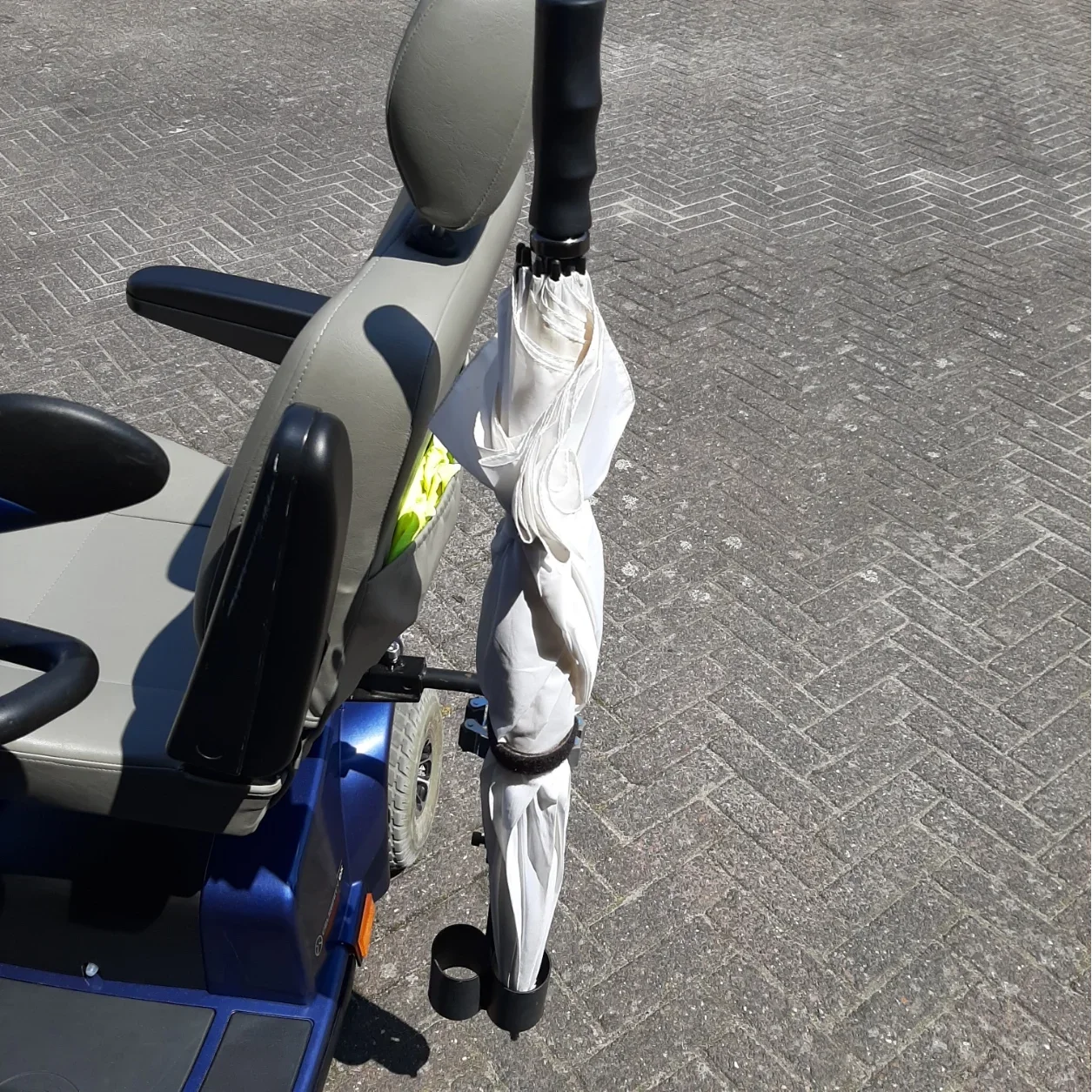 SCOOTMOBIEL TE HUUR - Afbeelding 4