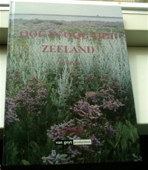 Oog in oog met Zeeland, Christ Peters, ISBN 9053270639. - 0