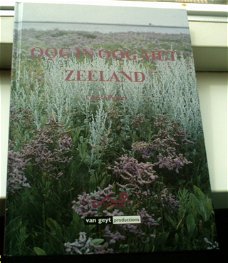 Oog in oog met Zeeland, Christ Peters, ISBN 9053270639.