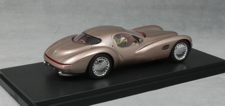 1:43 Neo 47125 Chrysler Atlantic Concept Beige Metallic 1995 - 1