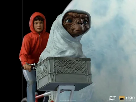 Iron Studios E.T. & Elliot Art Scale 1/10 Deluxe statue - 2