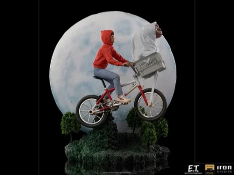 Iron Studios E.T. & Elliot Art Scale 1/10 Deluxe statue - 3