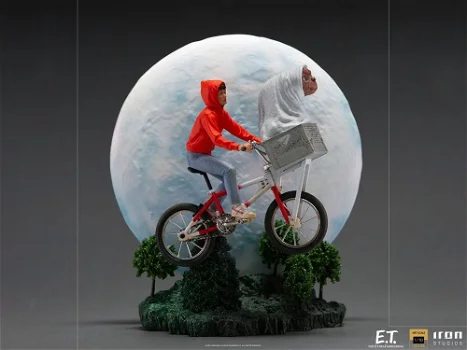 Iron Studios E.T. & Elliot Art Scale 1/10 Deluxe statue - 6