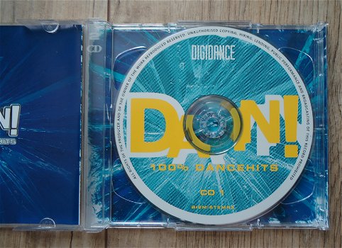 De originele dubbel-CD DAMN! 100% Dancehits van Digidance. - 6