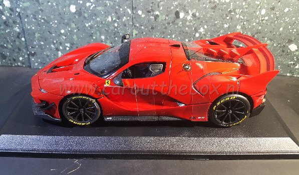 Ferrari FXXK evo rood 1:18 Bburago - 0