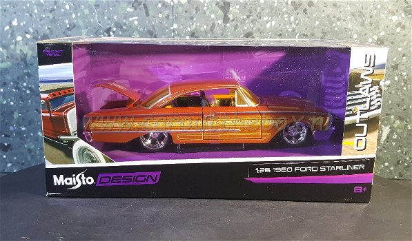 1960 Ford Starliner LOWRIDER 1:26 Maisto - 3