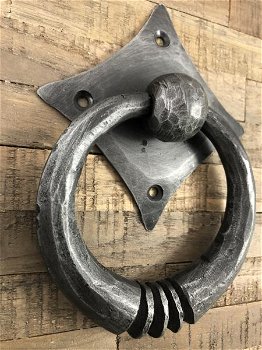 Pull-ring - deurklopper smeedijzer rustieke houten deur - 3