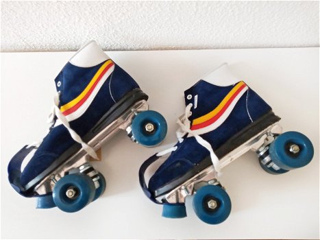 vintage rollerskates - 2