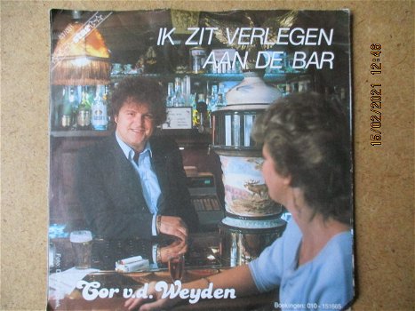 a0499 cor v.d. weyden - ik zit verlegen aan de bar - 0