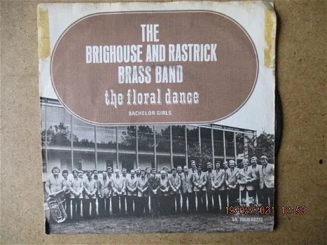 a0824 brighouse and rastrick brass band - the floral dance - 0