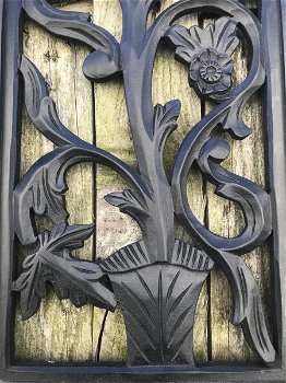 Houten wandornament met een reliëf van een roos - 3