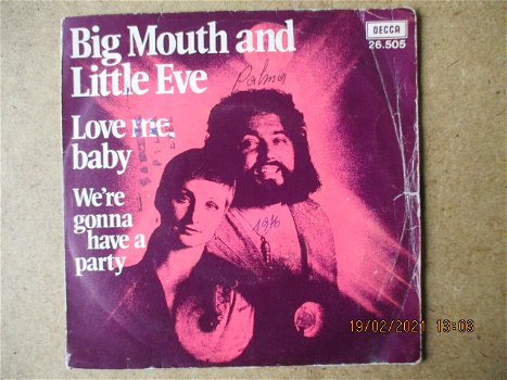 a0866 big mouth and little eve - love me baby - 0