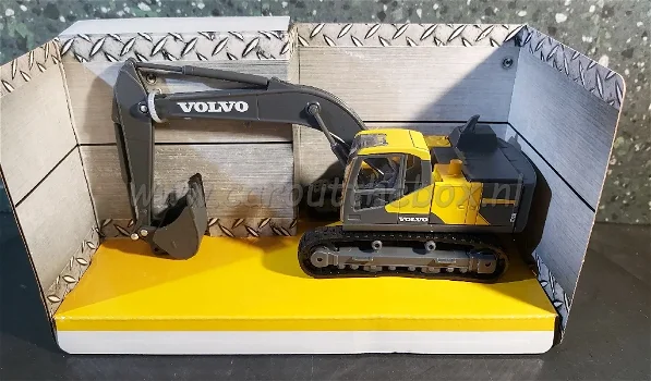 Volvo ec220e graafmachine 1:50 Bburago - 1