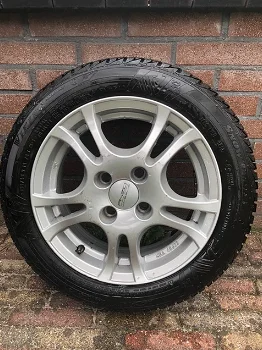 Winterbanden met aluminium velgen 155/65 R14 T - 2