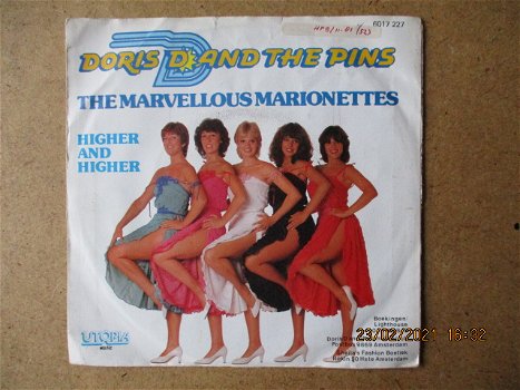 a1215 doris d and the pins - the marvellous marionettes - 0