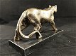 Een brons iron beeld/sculptuur - een leeuwin.-kado-beeld - 4 - Thumbnail