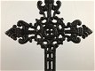 Een kruis op standaard gemaakt van gietijzer - 4 - Thumbnail