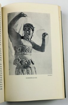 [Ballet] Nijinsky 1933 Romola Nijinsky Met stofomslag R11273 - 6