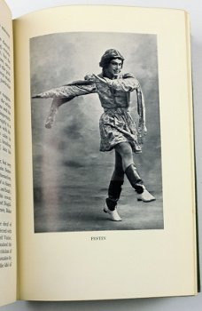 [Ballet] Nijinsky 1933 Romola Nijinsky Met stofomslag R11273 - 7