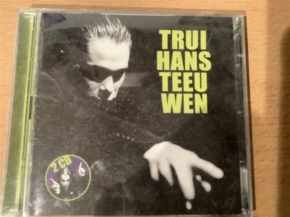Hans Teeuwen, Trui (Dubbel cd) - nr. 1