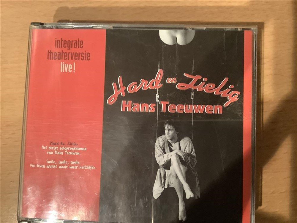 Hans Teeuwen, Hard en Zielig (cd Box) - nr. 1