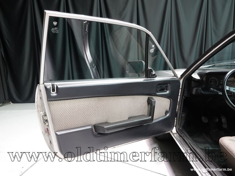 Lancia Beta Hpexecutive Volumex '84 - Afbeelding 6