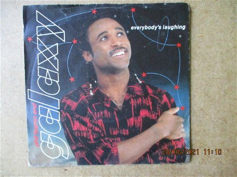 a1622 phil fearon and galaxy - everybodys laughin - 0