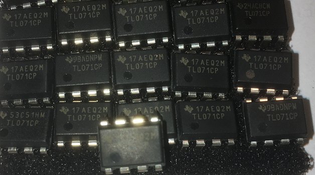 OP-AMP uA741, TL071 en TL074 (DIL 8 / DIL14 uitv.) - 1